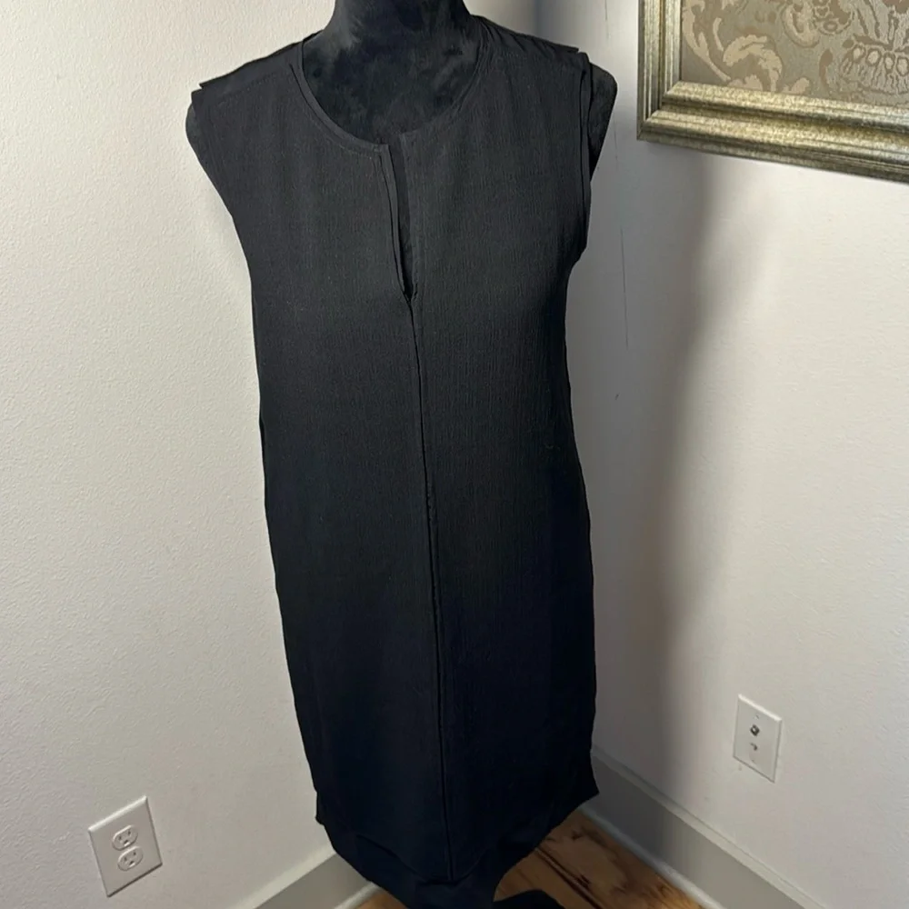 CARMEN Carmen Marc Valvo little black‎ dress sleeveless shift dress Sz S